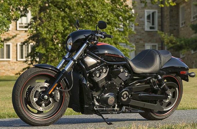 дорожные классические мотоциклы