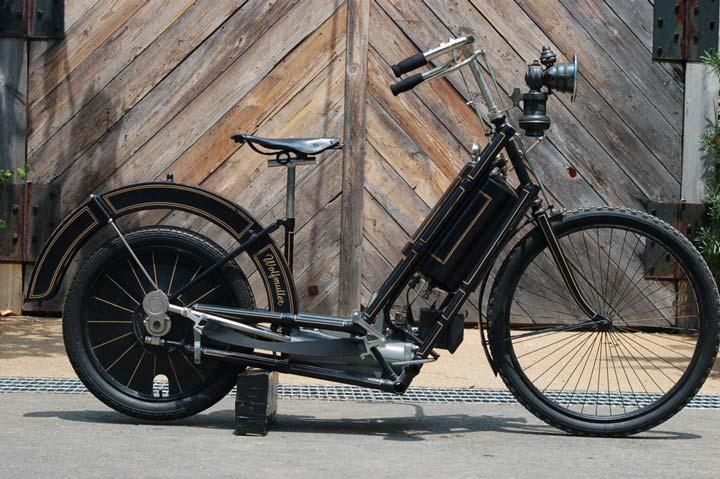 История появления первого мотоцикла