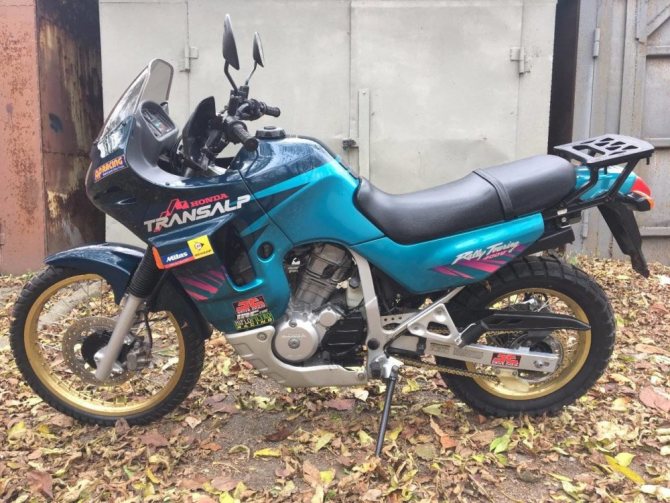 Обзор Хонда XL 400 В Transalp - идеальный туристический эндуро