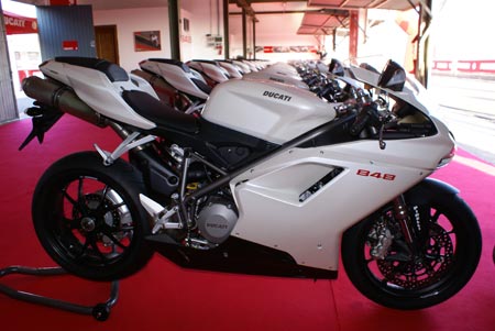 Перед тест-драйвом Ducati 848
