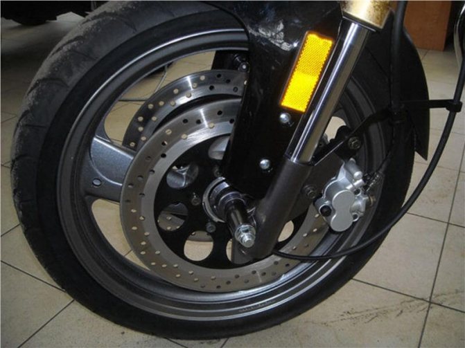 Передняя подвеска и тормоза bm street 125dd