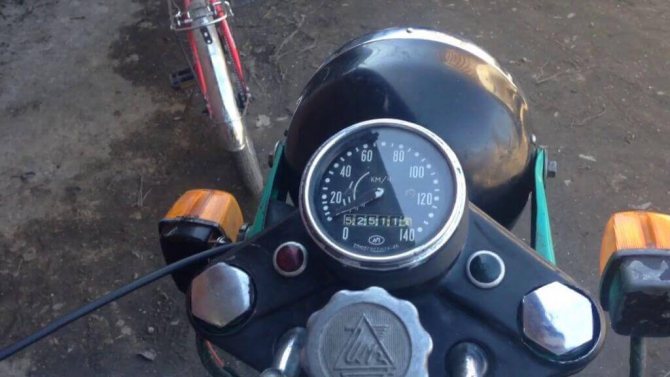 Приборная панель Урал М67