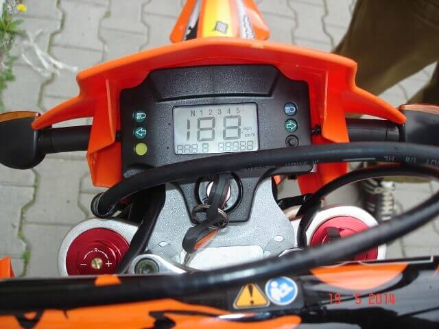 Приборная панель