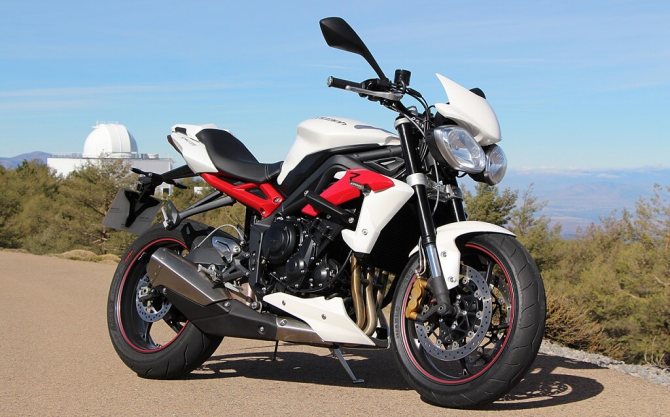 Ttriumph Street Triple R версия