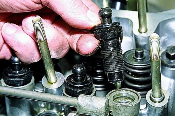 Если стучат гидрокомпенсаторы