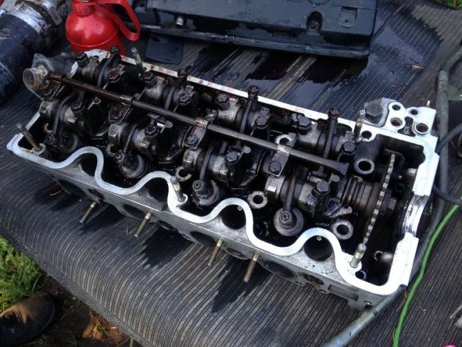 мерседес 102 двигатель