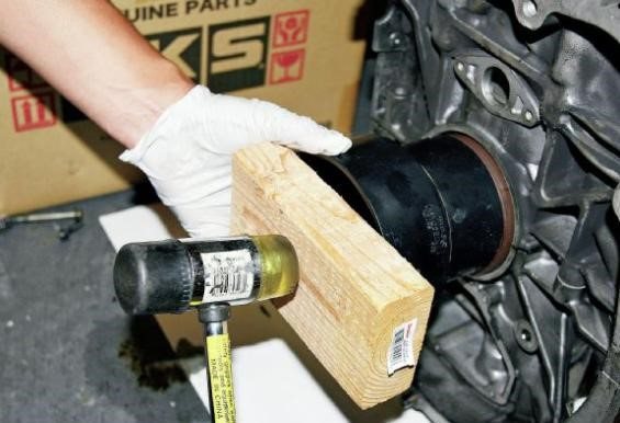 Пример неправильной установки сальника