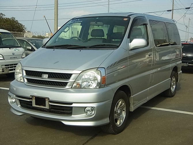 Toyota Hiace 4 поколения для России